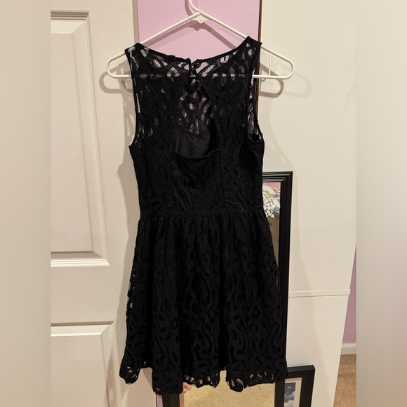 Black Formal Dress - Picture 2 of 2